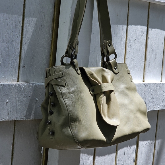 Lamarthe beige leather shoulder bag - Picture 3 of 14